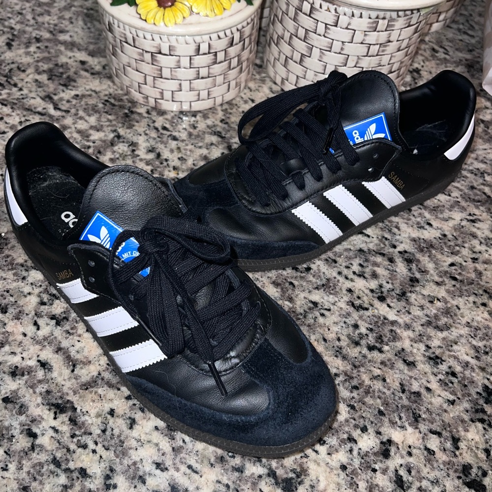 Adidas sambas